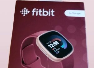 Google fitbit versa 4 review box